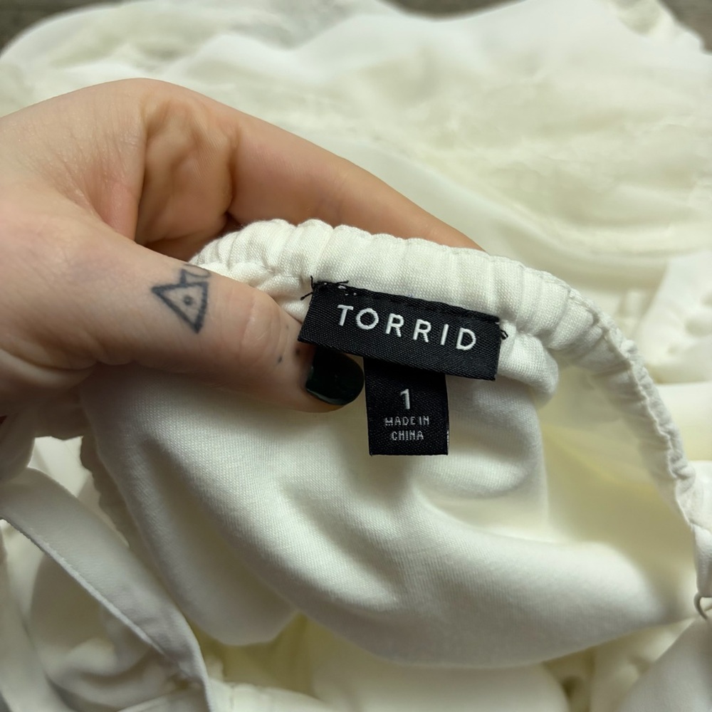 Torrid Chiffon & Lace Panel Romantic Maxi Dress 1X (Ivory/White) Size 1X (1) - Picture 6 of 8